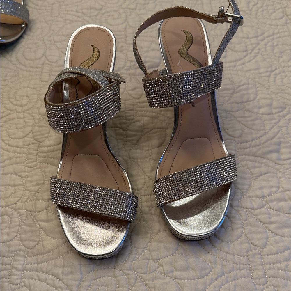 Nina Silver Glitter wedge Sandals
